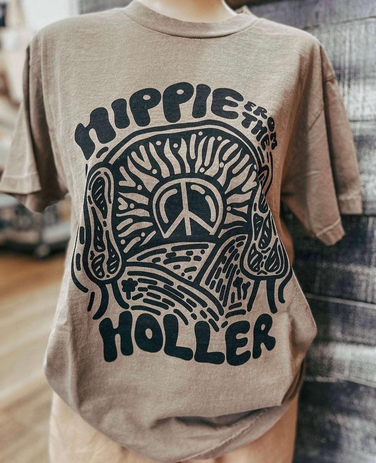 パーツ hippie The Hippie From the Holler Tee – Hill & Holler, LLC